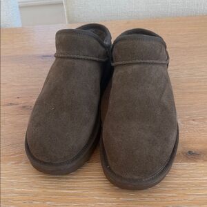 UGG Women’s Chocolate Brown Slip on